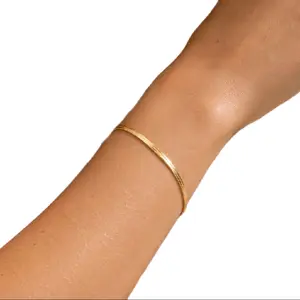 18k Cable  Bracelet - Waterproof Stainless Steel, Elegant Minimalist Fashionable Bracelet, Casual Trendy Jewelry Accessory