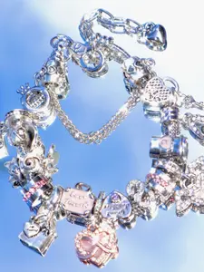 Layered Silver Color Necklace with Heart Design, Cute Party Accessory, Suitable for All Seasons, Fashionable Layering Jewelry