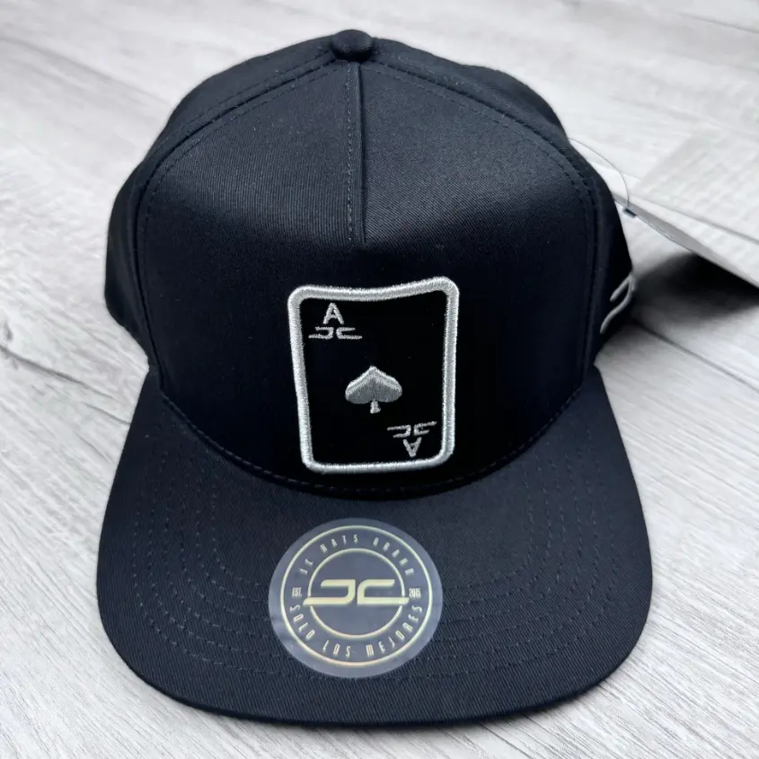 Luxury Ace Spade Patch Snapback Baseball Cap Flat Brim Adjustable Casual Fashion Hat Unisex