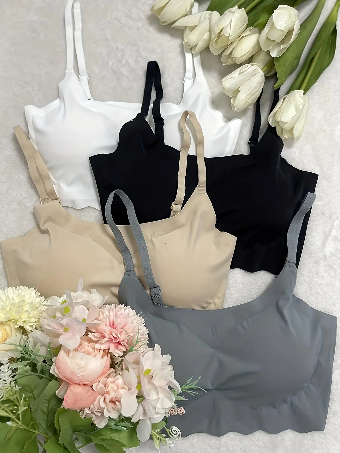 Pack of 4 Women's Solid Wireless Bra, Removable Pads Bralette, Comfortable Breathable Lingerie Top for Daily Wear
