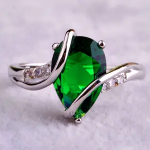 925 Sterling Silver Big Emerald Green Teardrop Ring