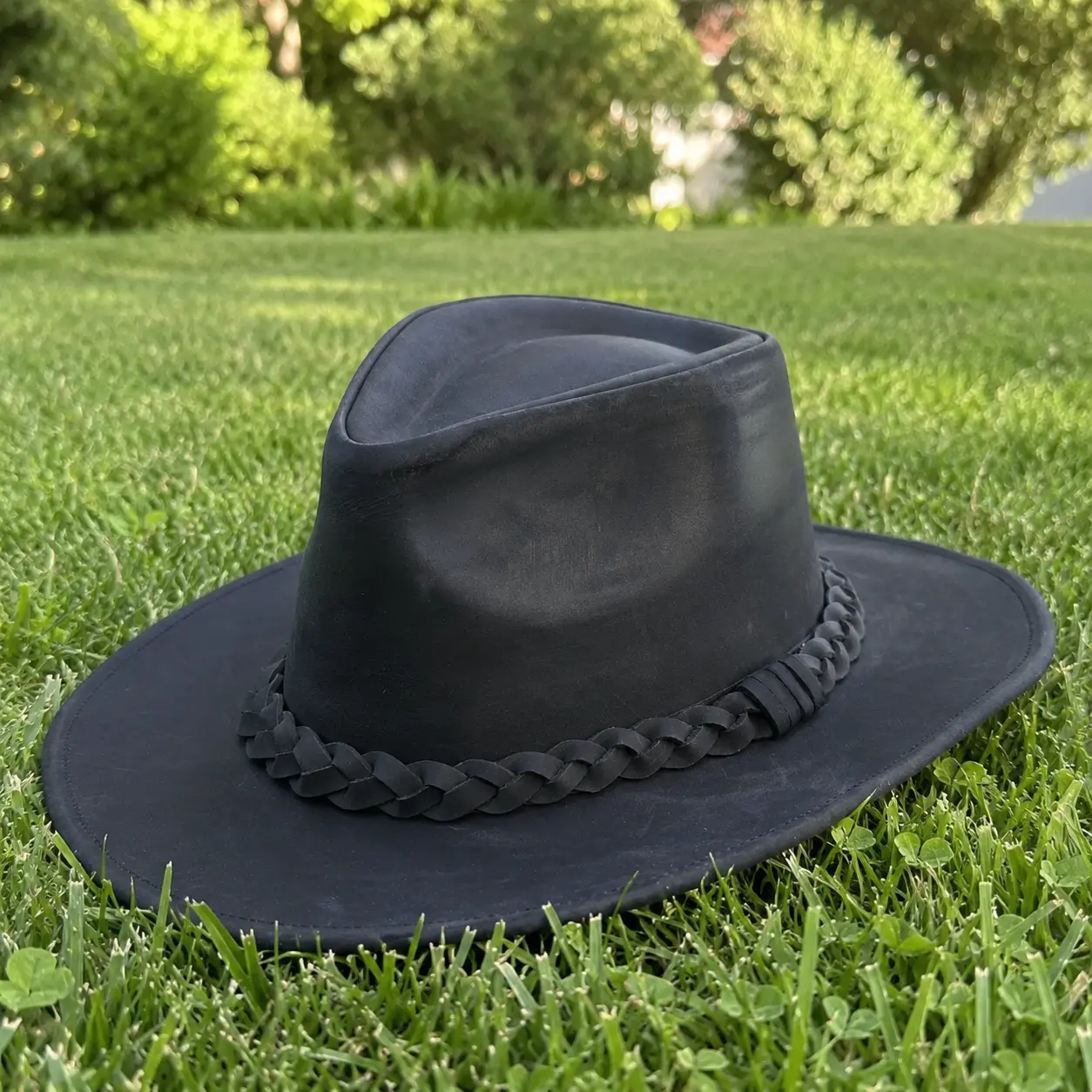 Thunder Leather Cowboy Hat for Men & Women – Handcrafted Western Outback Hat, Genuine Leather, Shapeable Brim