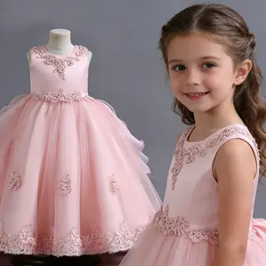 Elegant Green Tulle Dress for Girls Sleeveless Ruffled Ball Gown with Floral Embroidery Perfect for Weddings Pageants Special Occasions Princess Style