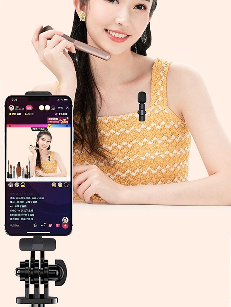 NEW 2.4G Wireless Lavalier Microphone Windproof Audio Video Recording Mic for IPhone/Android Live Broadcast Interview Vlog Mic