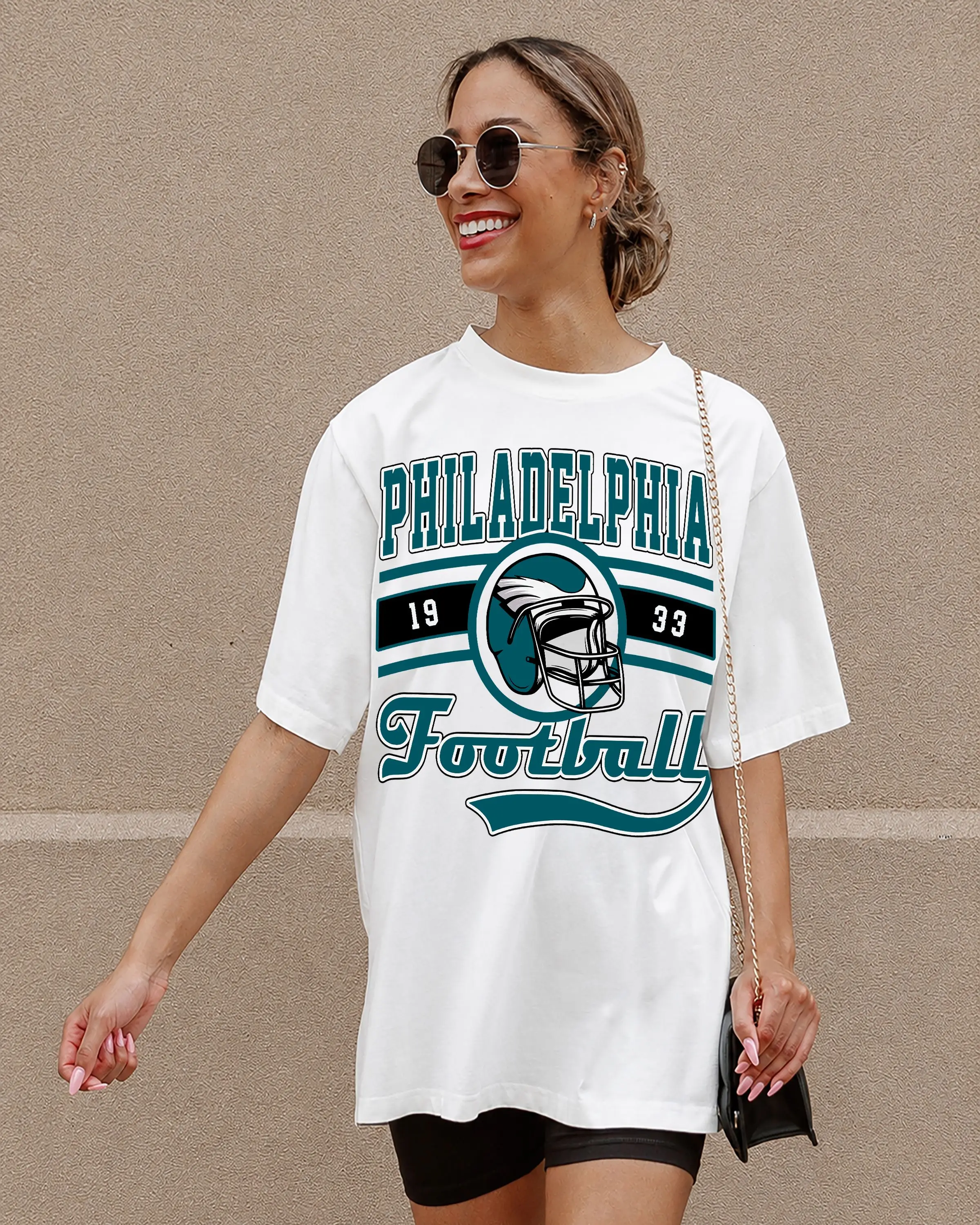 Vintage Philadelphia Football T-Shirt, Retro Eagle Graphic T-Shirt, Women’s Game Day Sports Fan Gift