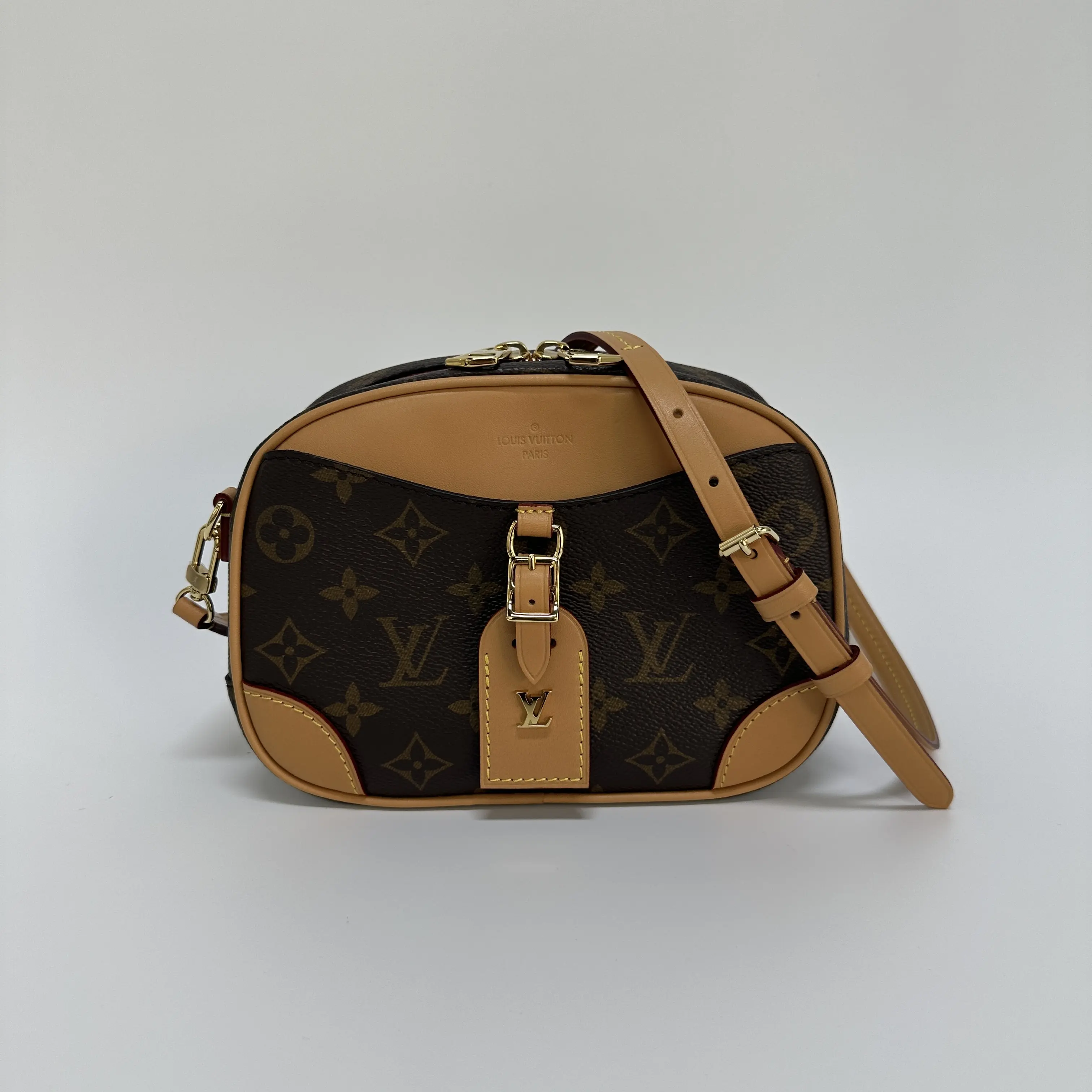Pre-owned Louis Vuitton Monogram Deauville Mini Crossbody Camera Bag