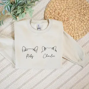 Custom Cat Sweatshirt, Personalized Cat Ears Sweatshirt with Name, Custom Cat Mom Sweatshirt, Cat Dad Sweatshirt, Pet Lovers Gift, Mothers Day Sweatshirt for Cat Mama