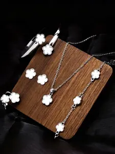 Women's Fashion Lucky Clover & Plum Blossom Elegant Matching Jewelry Set, Necklace, Bracelet, Earrings, Ring Combo, Daily Wear, Valentine's Day Gift