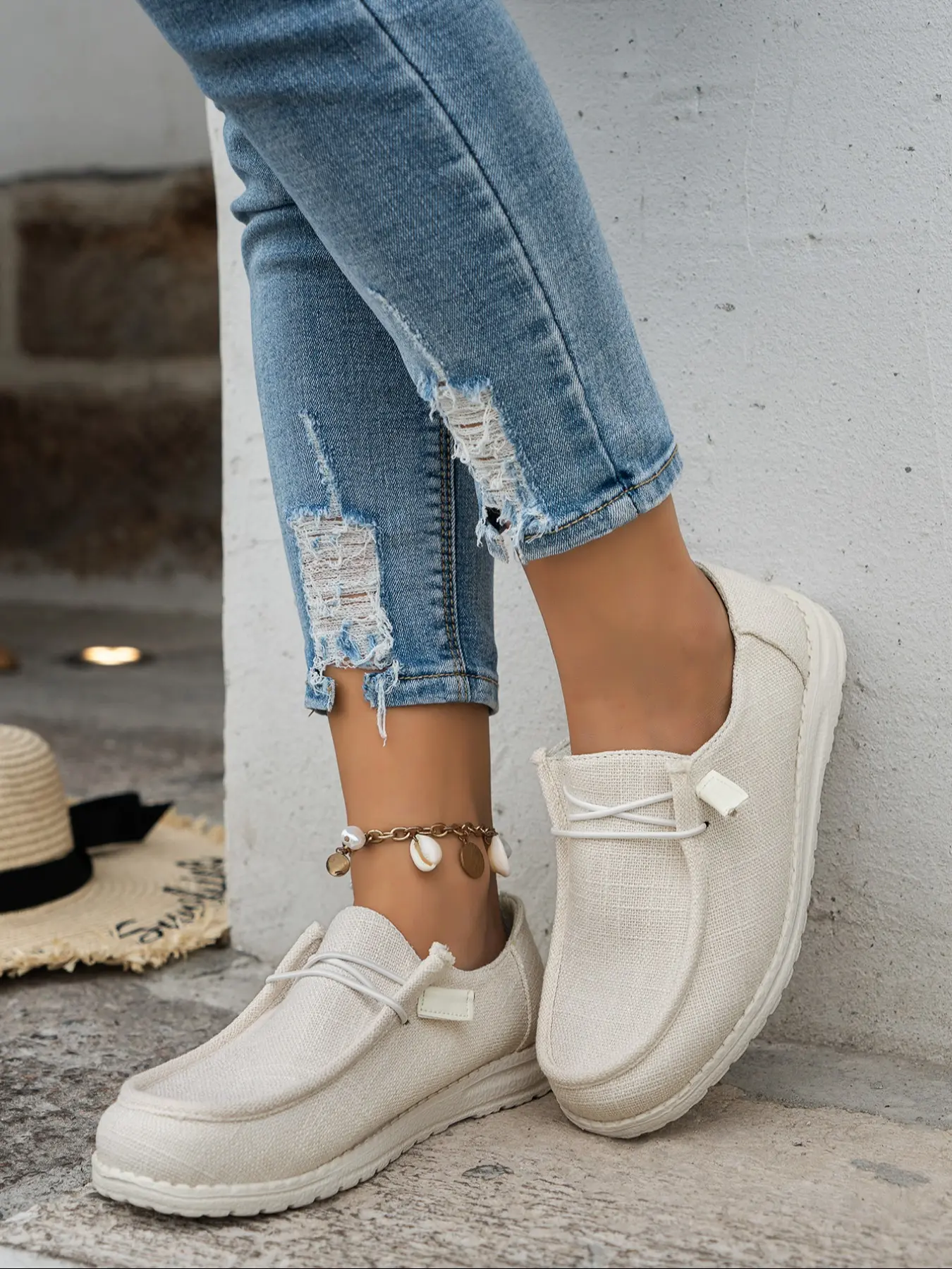 Off White