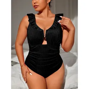 Plus Size Ruffle Trim Cut Out One-piece Swimsuit, Metal Decor Tummy Control Swimwear, Bathing Suits 2024 for Women, Summer Curve Swimsuit