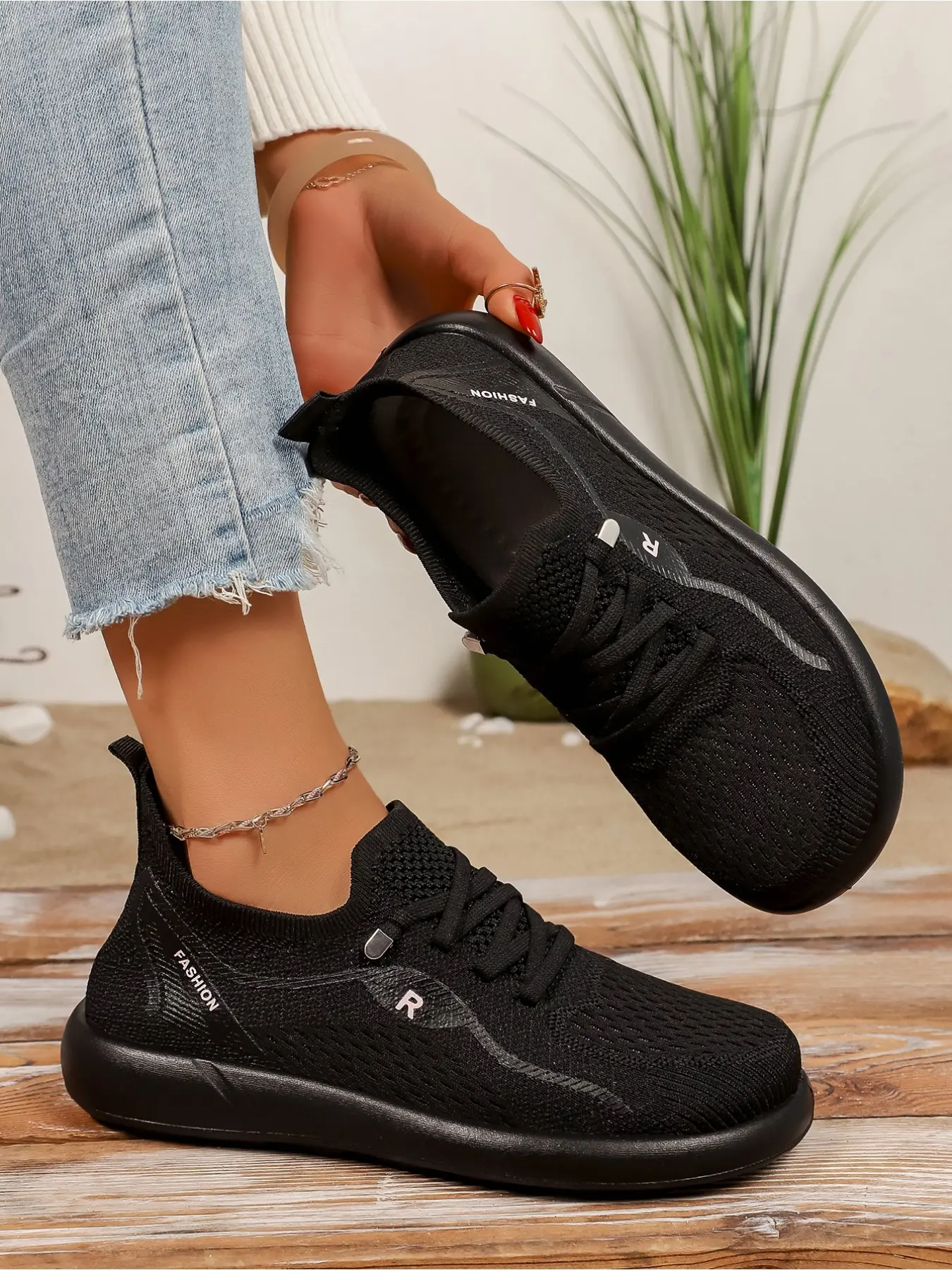 Breathable Lightweight Womens Walking Shoes Non Slip Sole Lightweight Comfy Shoes Comfortable for Outdoor Walking Exercise and Casual Outings Mesh Walking Shoes Slip Resistant Shoes