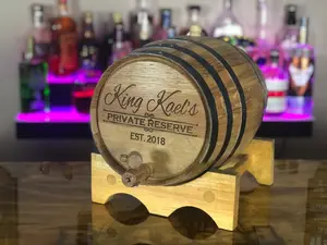 Custom Engraved 10 Liter Oak Barrels for Aging Whiskey, Rum, Tequila, Bourbon, Scotch, and Wine - Unique Customization Available(HEA)
