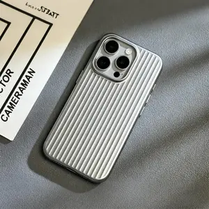Metallic paint corrugated pattern magnetic attraction is suitable for Apple 17 with photo button 16Promax/15/14 all-inclusive anti-drop hard Curved Geometric Phone Case Magnet Electroplated Rooster Airbag Design iPhone Anime Transparent Soft foldable