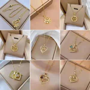 Women's Micro Paved Zircon Engraved Heart-Shaped MOM Letter Pendant Necklace, Stainless Steel Chain Choker, Mini Mother's Day Gift, Engraved Heart-Shaped Necklaces