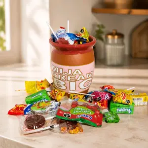 Cantarito De Barro  Con Frases y Lleno De Dulce Elige Tu Favorito. Clay Jar with Phrases and Filled with Candy - Choose Your Favorite