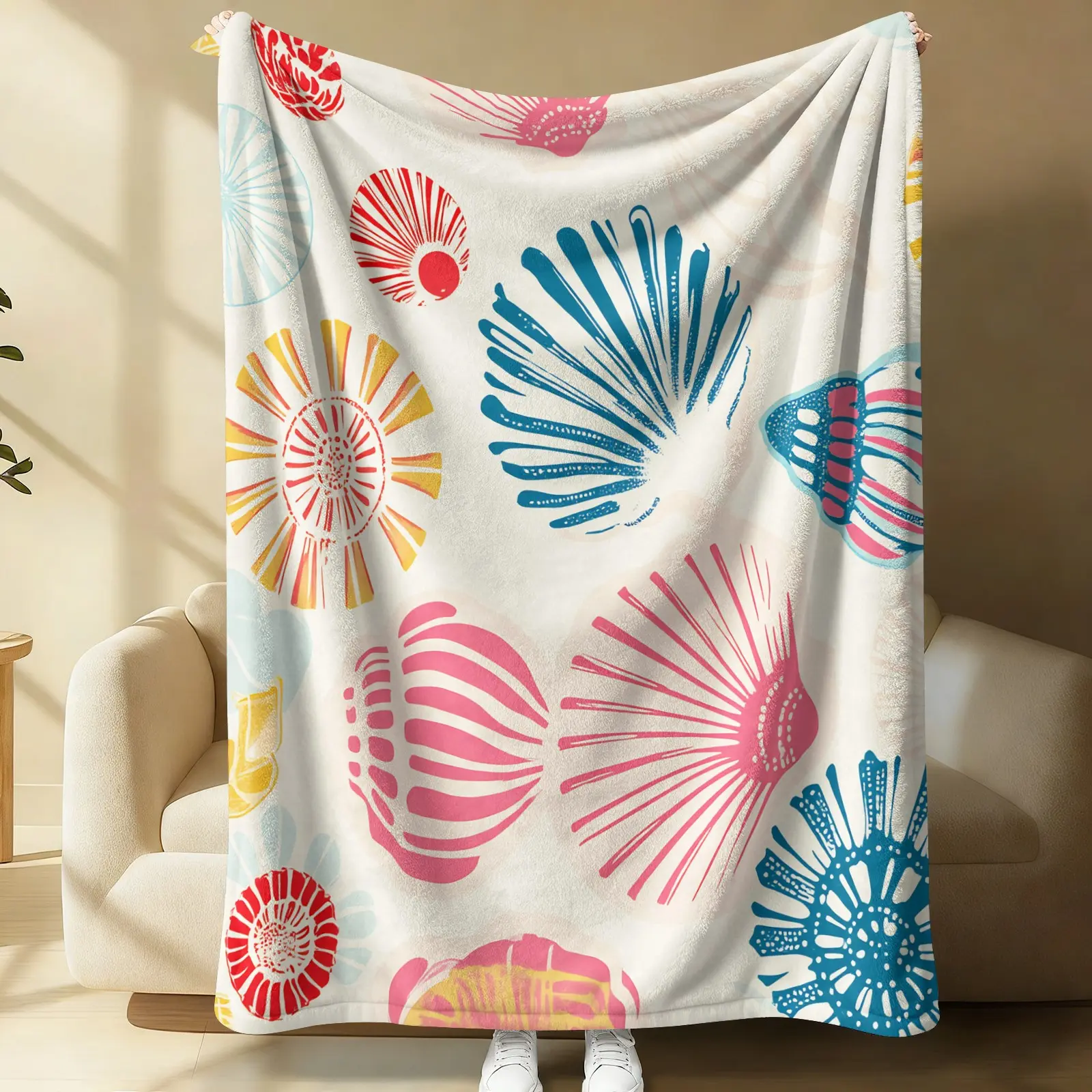 Summer Ocean Shell Print Flannel Blanket - Watercolor Hand-Drawn Shell and Coral Pattern - Car Travel Camping Office Nap Throw - Comfortable Thick Soft Cover Blanket - Nordic Fresh Style Home Decor