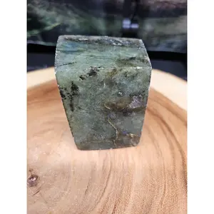 Natural Rainbow Labradorite Crystal Spectrolite Stone 1.11LB Generator Shape Healing Stone from Madagascar