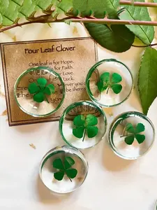 2pcs/5pcs Four Leaf Clover Crystal Resin - Luck, Good Fortune & Success, Good Gift for Friends And Family, Relax Toys Stress Relief Special Encourage Gift, Wedding Party Festival Gifts, Brings Good Luck And Happiness，Valentine's Day Gift