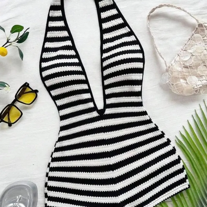 European Style Chic Halter Neck Deep V Backless Romper Casual Striped Bodycon Romper for Summer Beach Vacation, Streetwear, Overalls Shorts Romper