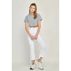 HIDDEN WHITE CROP FLARE JEAN
