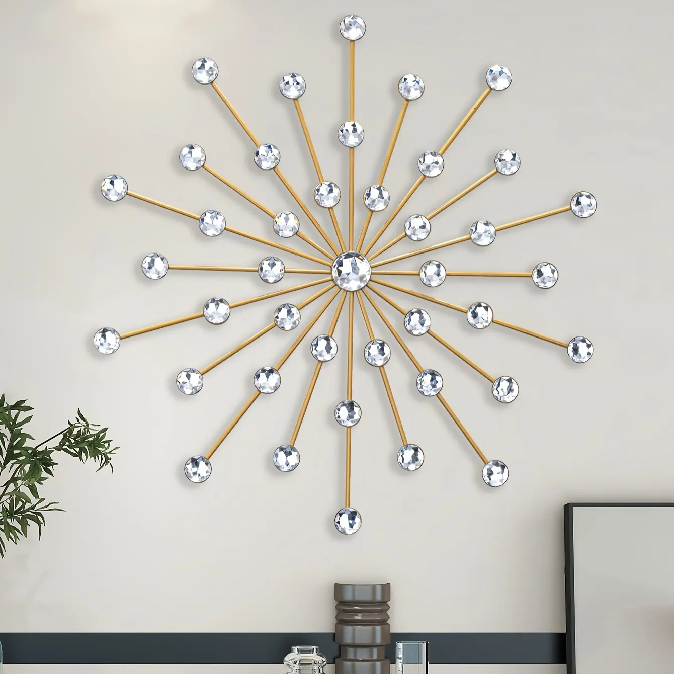 Iron Starburst Wall Decor Modern Living Room Hanging Classic Home Background Ornament Elegant Metallic Art for Room Decor