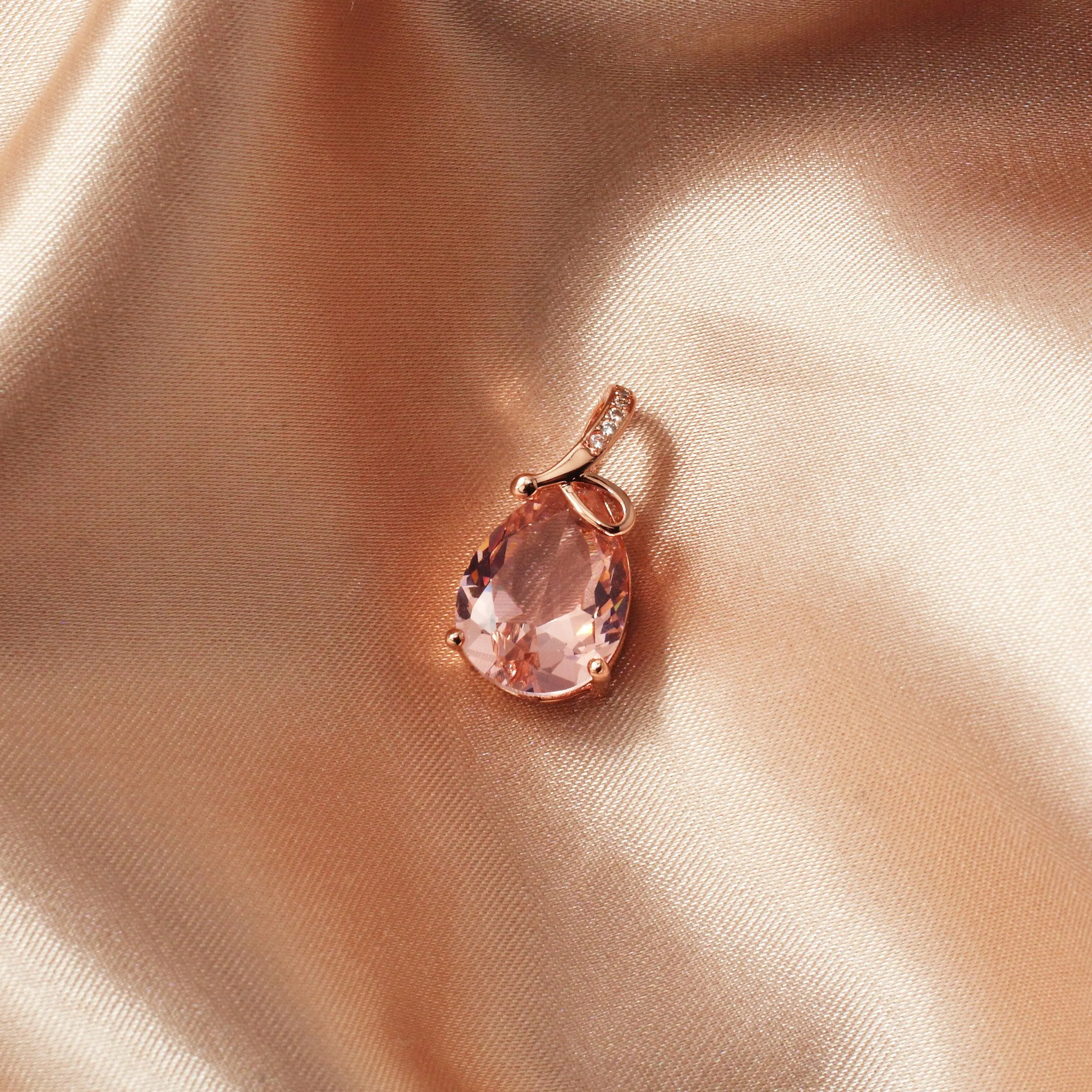 Peachy Pink Morganite Gemstone Necklace