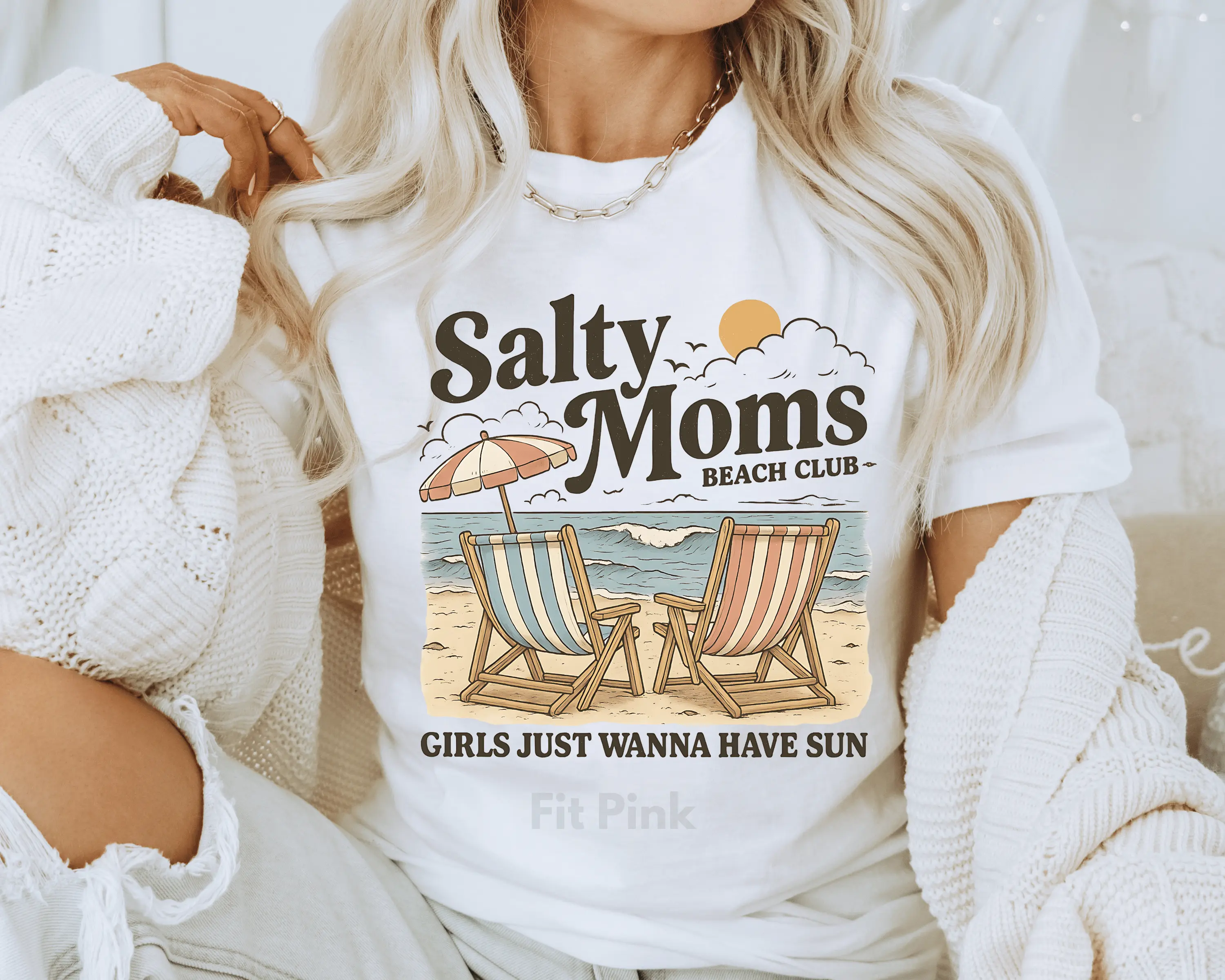 Salty Moms Beach Club Tshirt - Cute Mom Beach Unisex Oversized Casual T-Shirt for Women - 100% Cotton Jersey