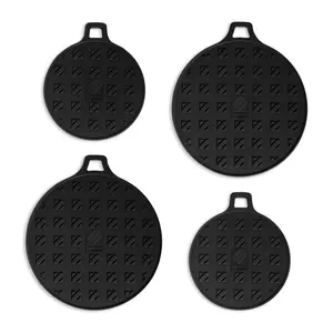 Zakarian by Dash 4-piece Magentic Silicone Trivet Zakarian by Dash 4-piece Magentic Silicone Trivet