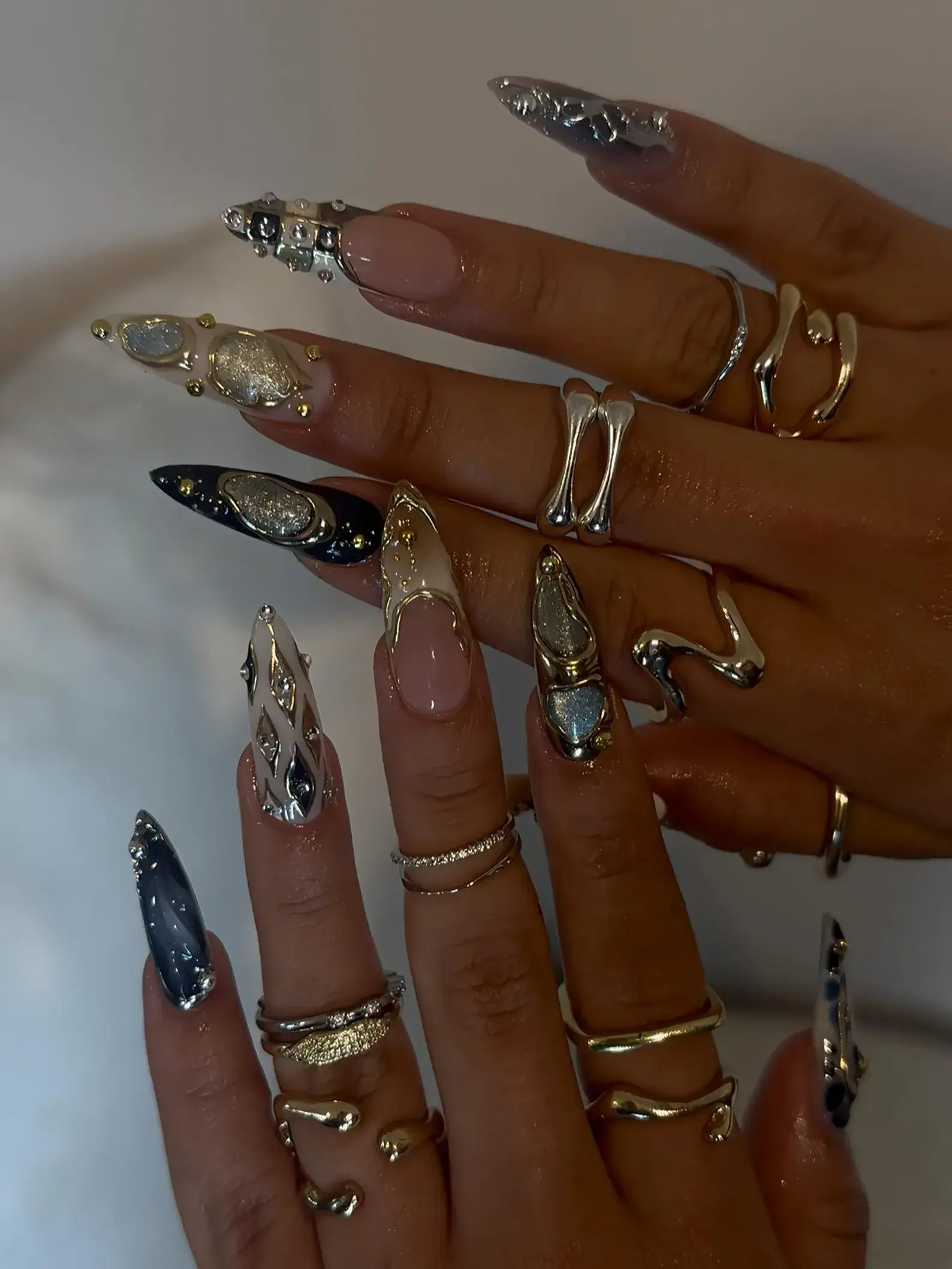 Metallic Chrome Press On Nails, Abstract Silver Gold Nail Art, Glue On Nails, Y2k nails, Bold Reusable Nails, Chrome fake nails