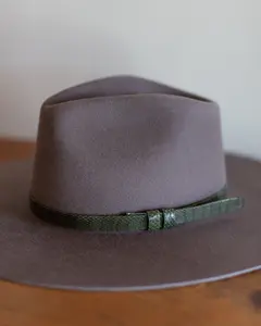 WATER SNAKE HAT BAND