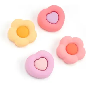 SQ-KCS004 Cute Thumb Grip Caps for PS5 Controller, Thumbsticks Cover Set Compatible with Switch Pro Controller and PS4 PS5 Controller, 4Pcs - Heart & Flower