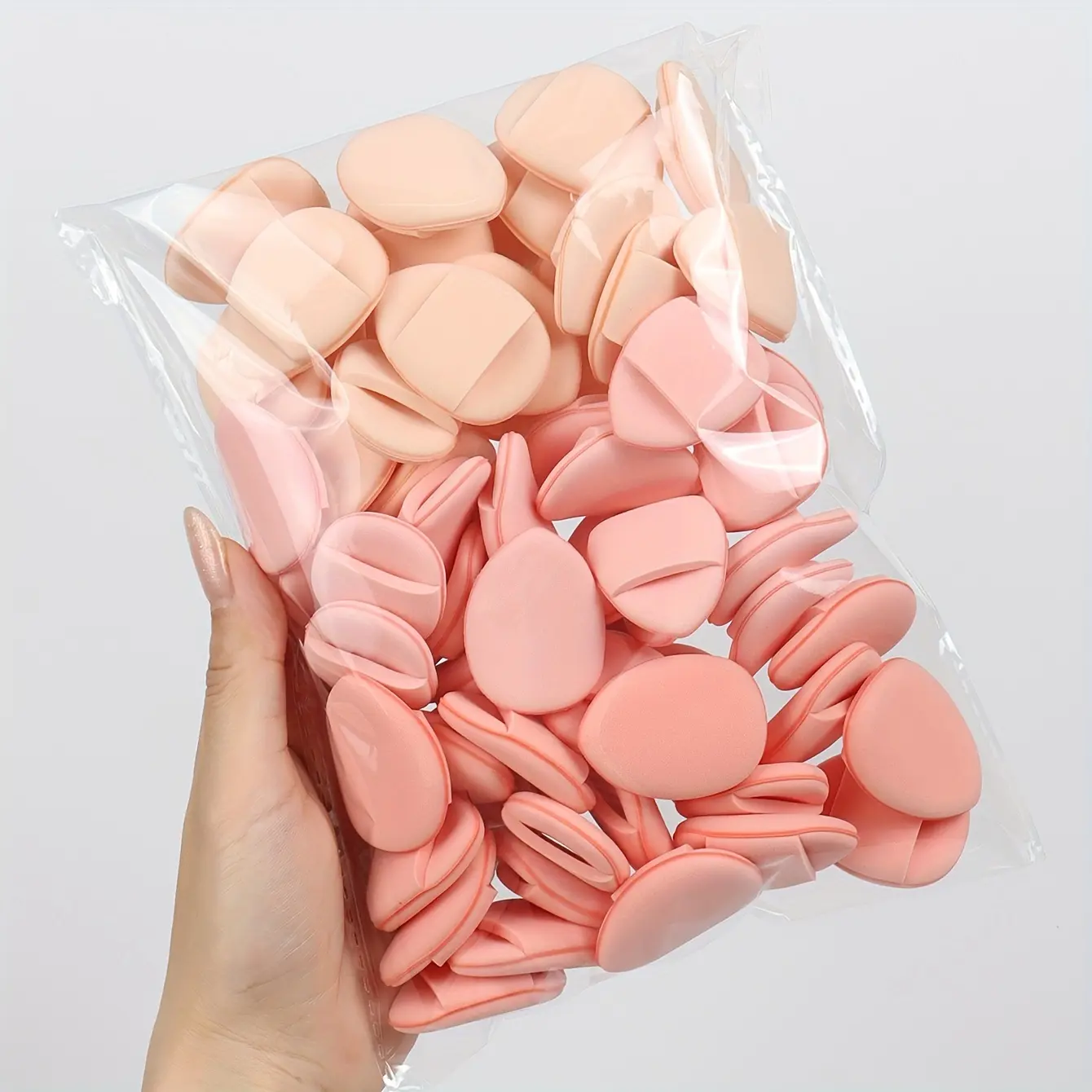 Finger-shaped Air Cushion. Includes Air Cushion Powder Puff, Latex-free Mixed Sponge, Beauty Sponges and Makeup Puff, for Liquid Foundation, Foundation, Concealer. Suitable for All Skin Types