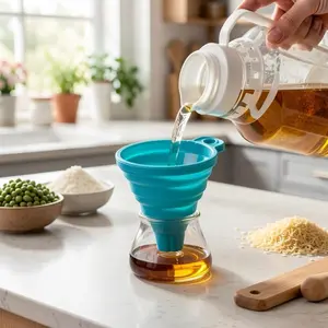 6pcs, Foldable Mini Funnel, Kitchen-Specific Oil Pouring Funnel, for Storing and Portioning Grains, Filling Ice Packs, Universal for Oil Jugs/Soy Sauce, Portable Small Tool
