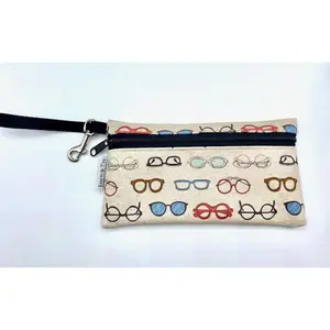 Large Wristlet in Eyewear cream