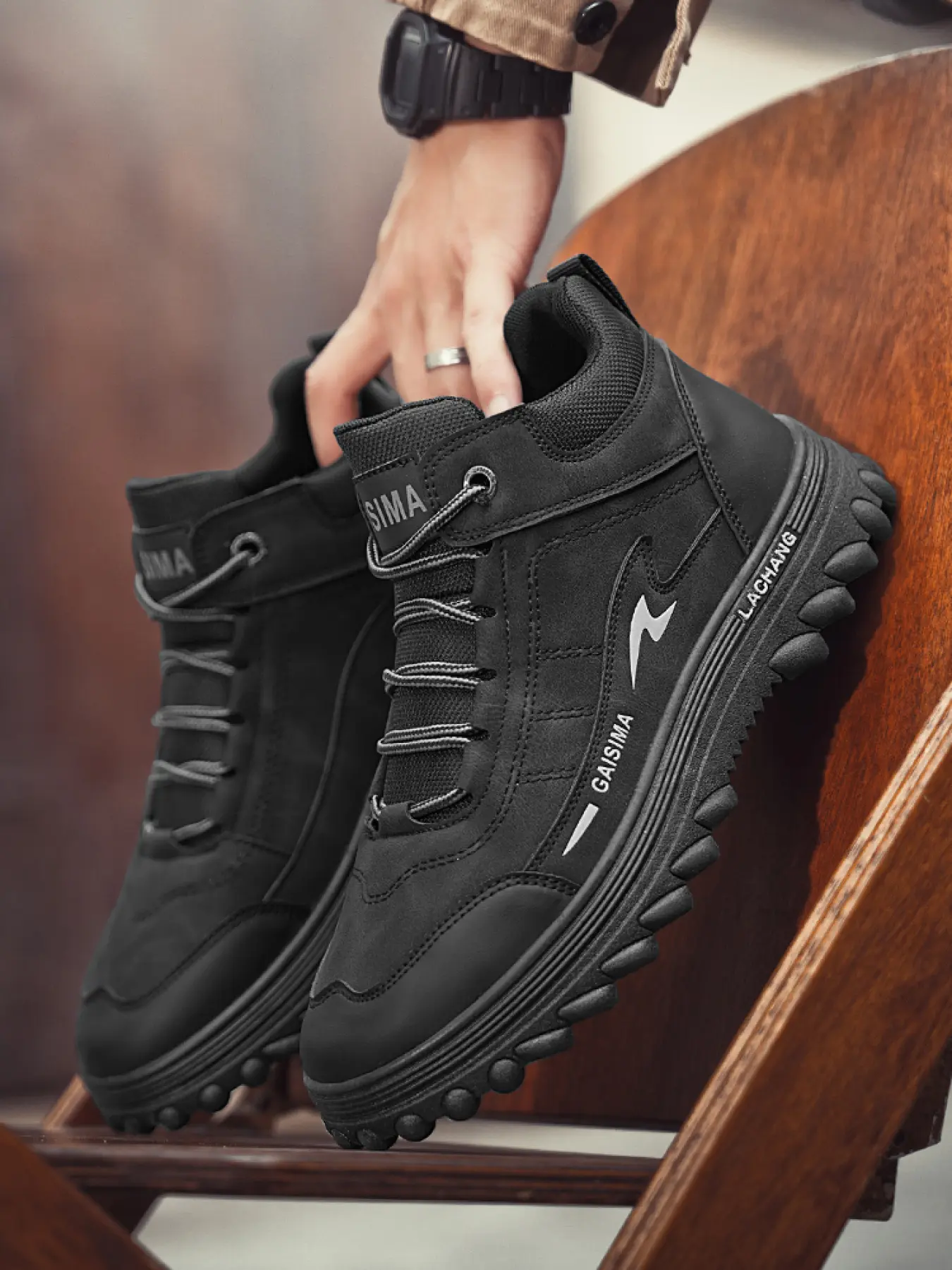 Men's Khaki-Black Color-Block Platform High-Top Closed Work Shoes: Leather Waterproof + Height-Increasing Anti-Slip, Outdoor Hiking Casual Shoes, Nonslip Work Shoes