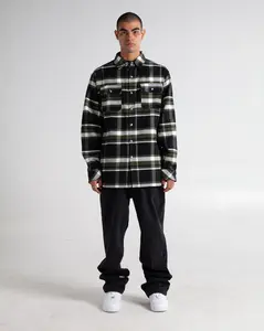 Heavy Plaid Flannel Shirt - Classic Plaid Pattern, Soft Fabric, Versatile Style for Casual Wear