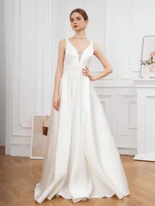 V-neck sleeveless dress simple A-line wedding dress