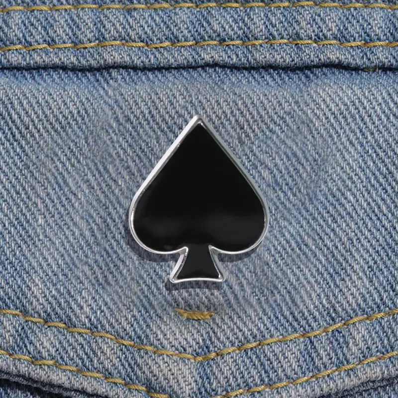 Playing Card Design Brooch Pin, Creative Enamel Pin for Backpack Hat, Fashion Accessories for Men & Women, Hat Pins, Alloy Brooch Pin