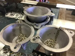 Aluminum Cauldron with chain