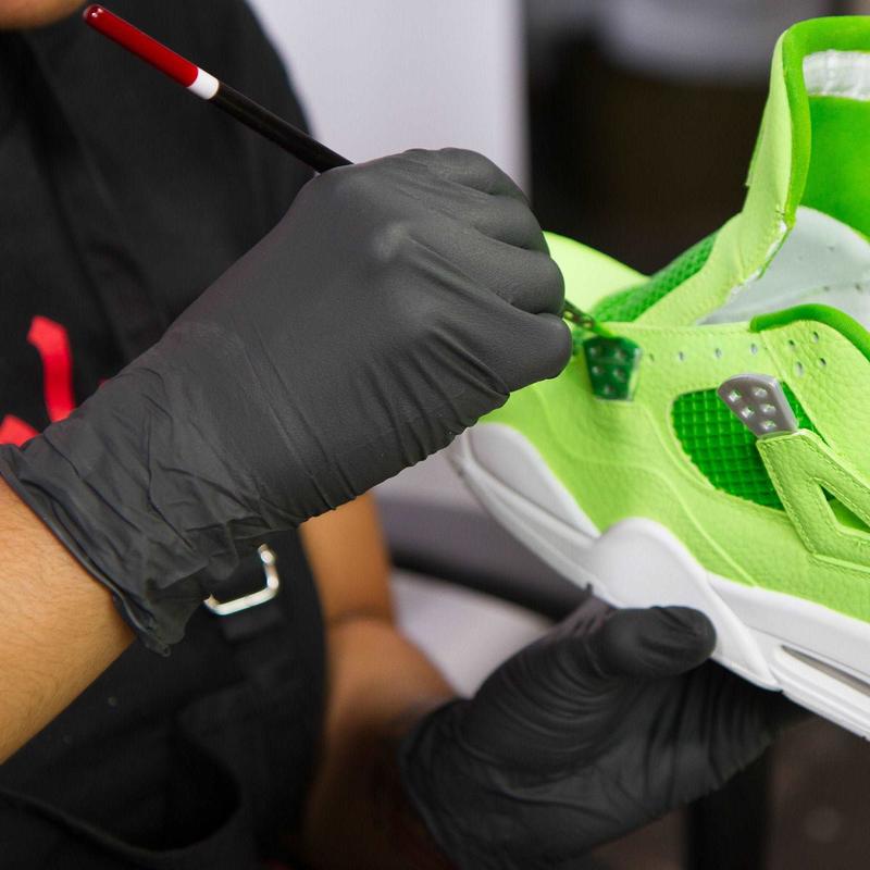 Angelus Black Nitrile Disposable Gloves - 6 Mil - 100 Gloves - Car Detailing & Cleaning Industrial Grade Chemical Resistant Powder-Free Textured Grip