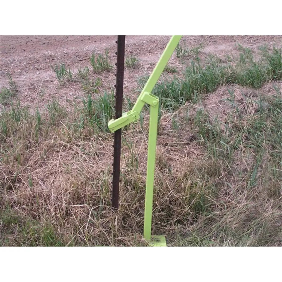 212 MAIN Heavy-Duty Manual Post Puller, Steel Tube Post Removal Tool with Added Leverage & Sturdy Platform, 1-1/2" Square Steel Tubing, 3-ft Handle, 17 lbs, 7"H x 5.5"W x 39"L, for Automotive Repair & Small Tractors Industrial Assembly & Disassembly Tool