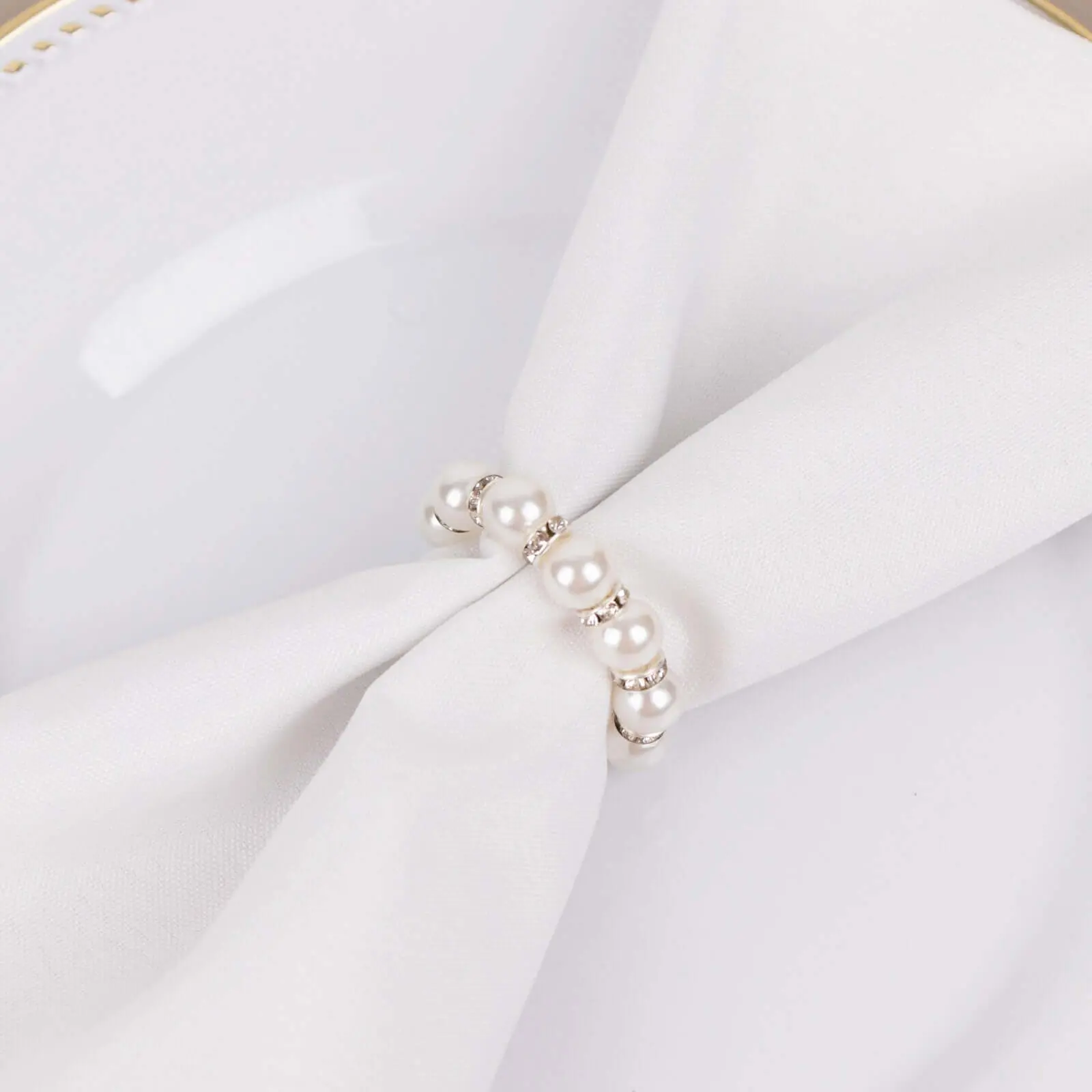 4-Pack 1.5" White Pearl Beads & Silver Rhinestone Decorative Napkin Rings, Tableware Serviette Buckle Holders for Banquet Decor, Birthday Party Kitchen Utensils