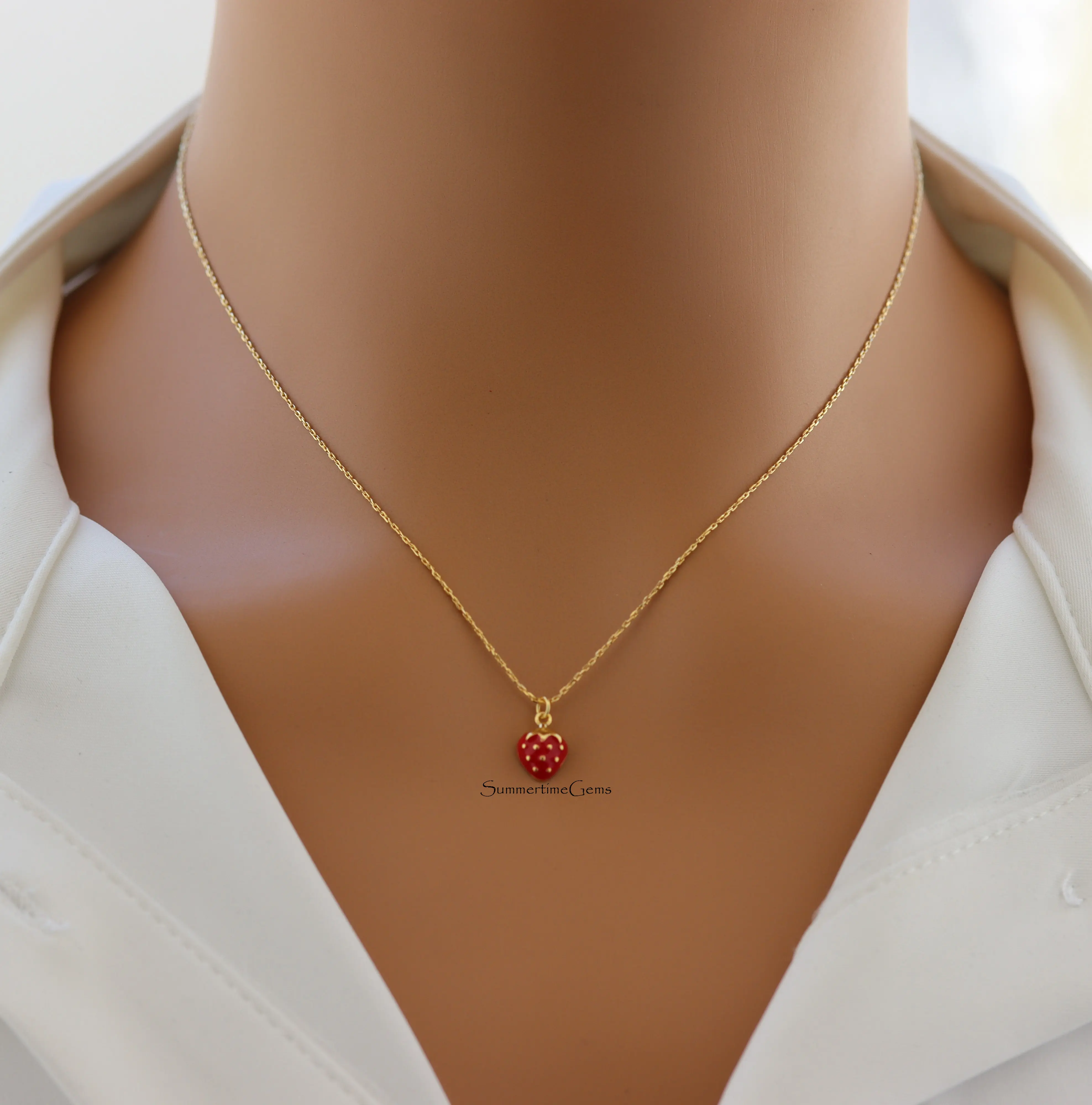18K Gold Plated Epoxy Strawberry Pendant Necklace – Cute & Playful Fruit Jewelry for Everyday Style