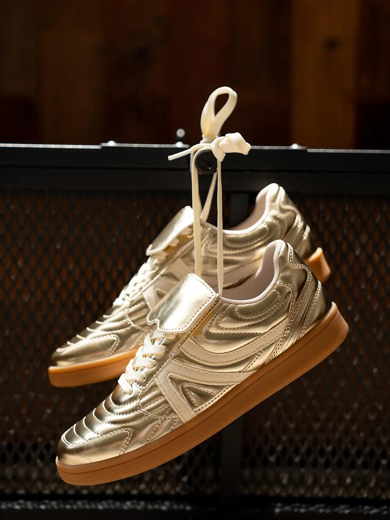 Women's Fashionable Colorblock Lace Up Low Top Sneakers, Casual Comfortable Sports Shoes for Daily Wear, Perfect for Students and Outdoor Sports