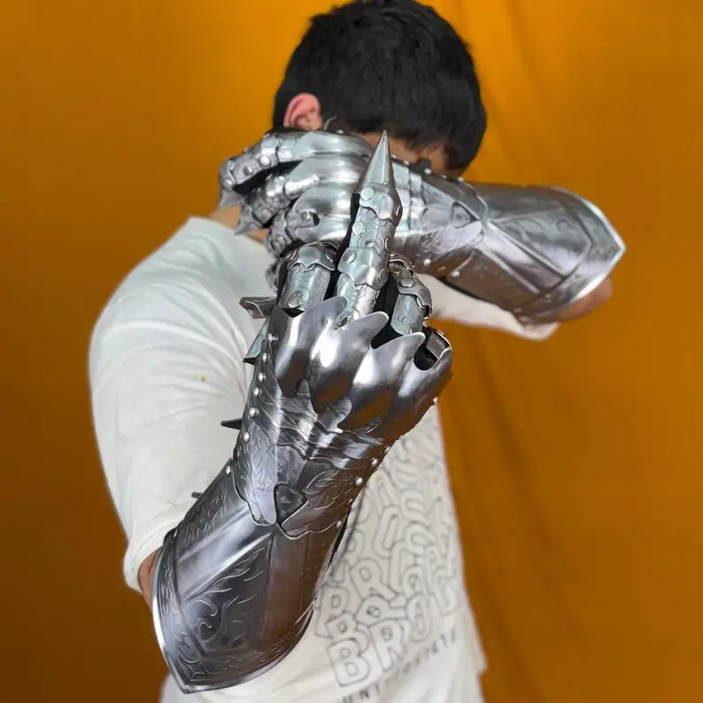 Nazgul Inspired Etched Gauntlet Gloves Medieval Cosplay Armor nazgul-inspired-etched-gauntlet-gloves-medieval-cosplay-armor