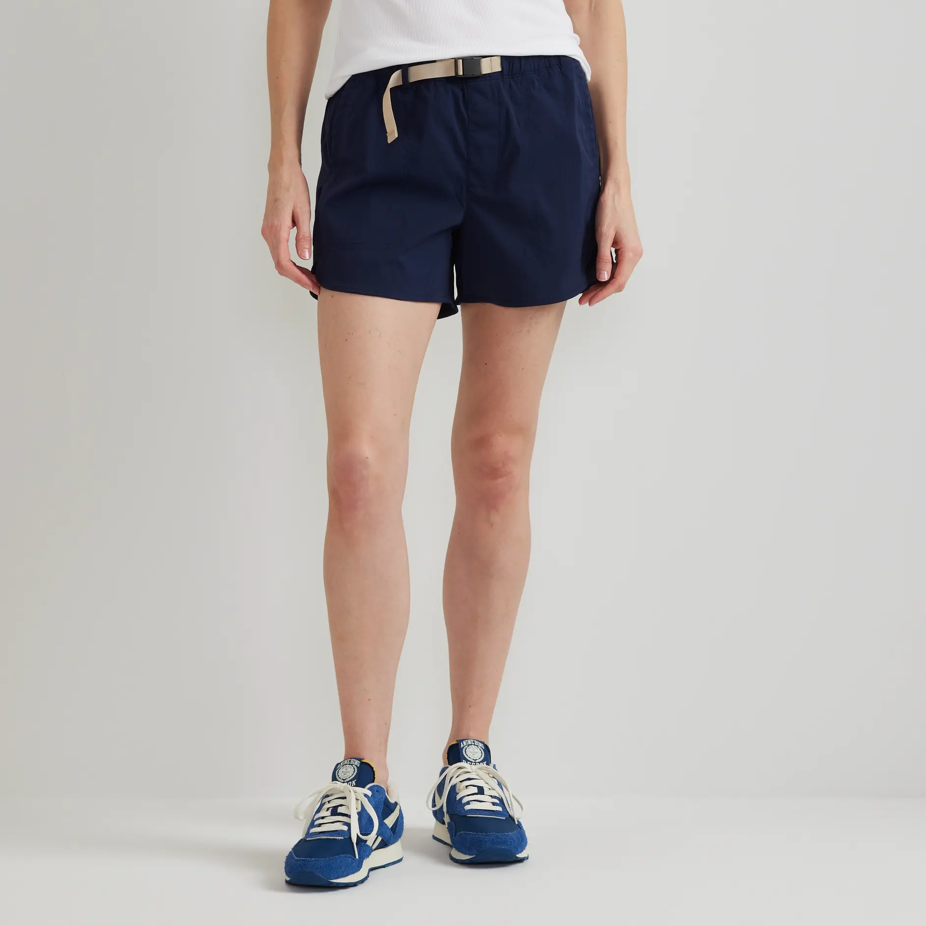 Eddie Bauer Women's Belted Ripstop Shorts Stretch Outdoor Travel Everyday Wear