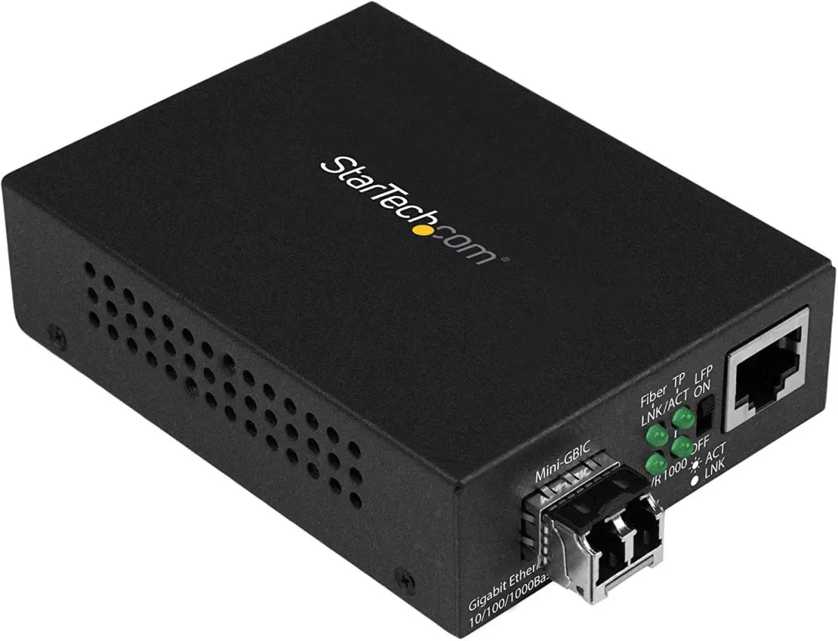 StarTech ST-MCM1110MMLC Gigabit Ethernet Fiber Media Converter - Compact, AC-Powered, Auto-MDIX, Steel Housing Fiber Extender - 850 Nm Multimode LC - 550 m