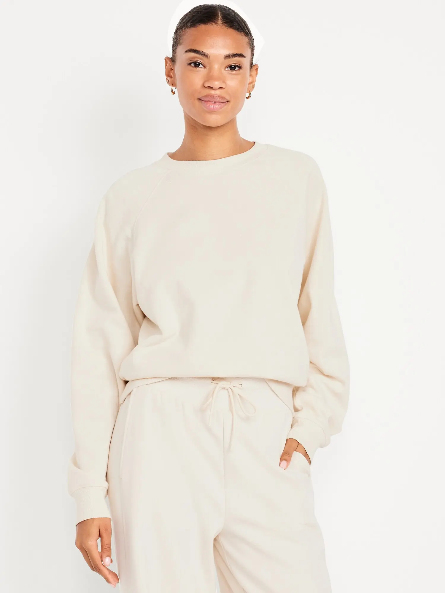 Old Navy Women's SoComfy Oversized Raglan Sweatshirt Old Navy Women's SoComfy Oversized Raglan Sweatshirt