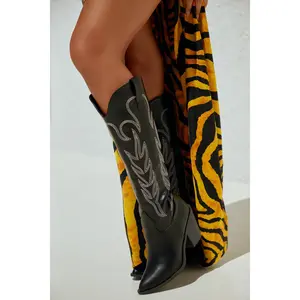 Exclusive Performance Cowgirl Boots - Black