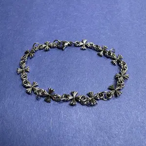 Heavyweight Cross Bracelet Vintage 20cm Unisex Stainless Steel Chain Jewelry with Unique Floral Design for Men and Women